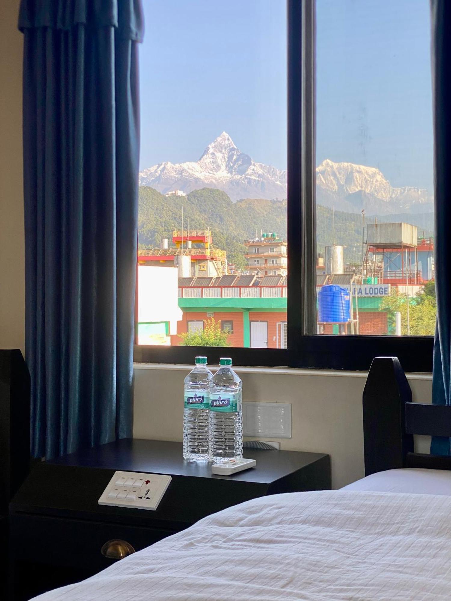 Hotel K2 Покхара Екстер'єр фото