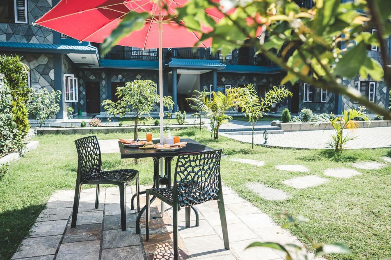 Hotel K2 Покхара Екстер'єр фото