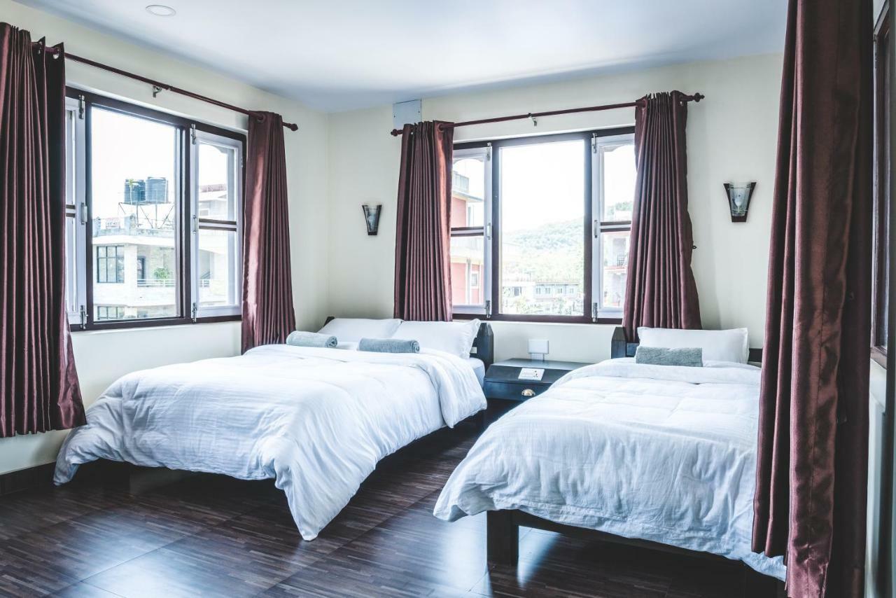 Hotel K2 Покхара Екстер'єр фото